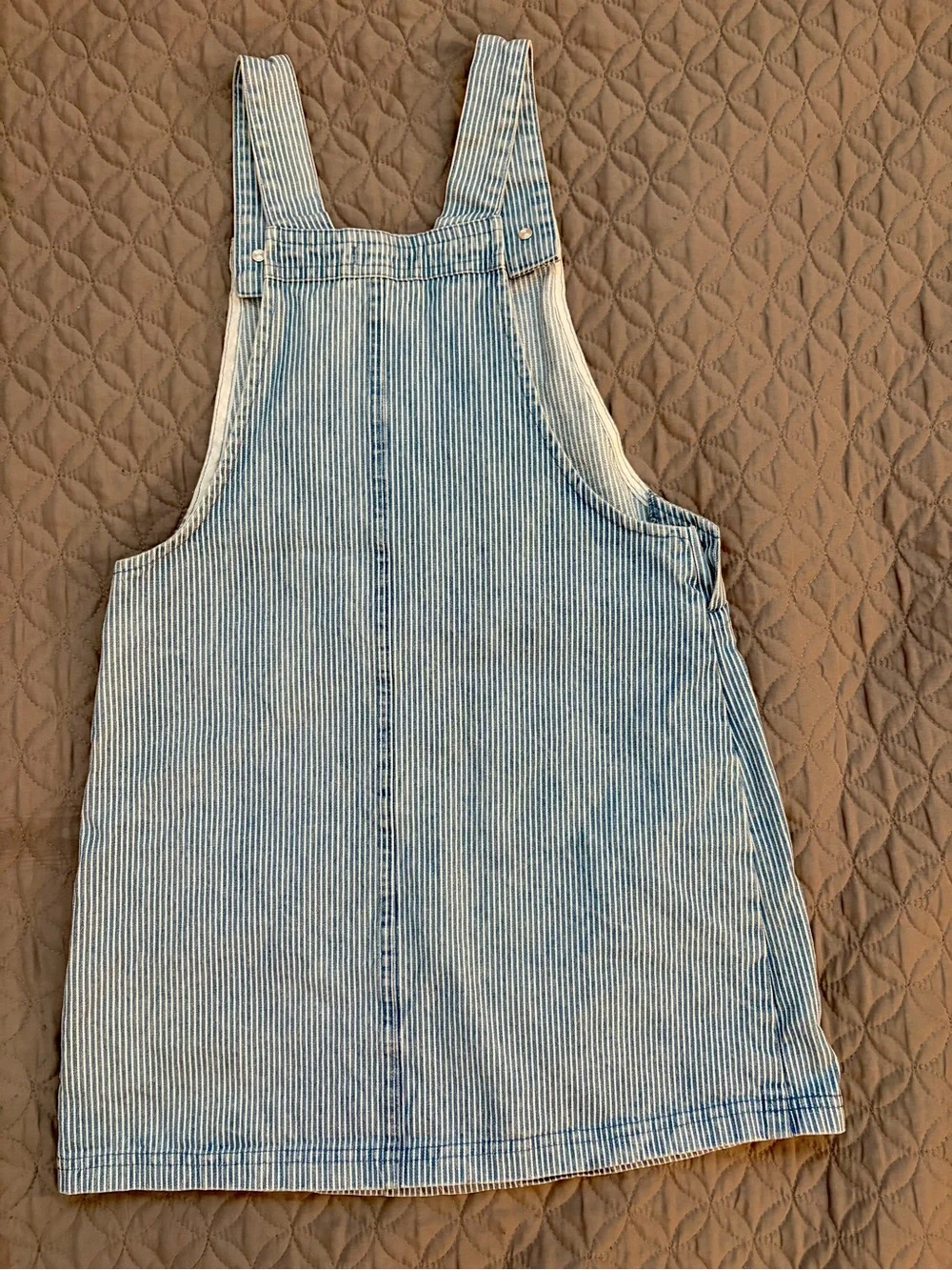 Max Studio Blue-Striped Denim Overall Dress with Front Pocket | Girl’s Size 8